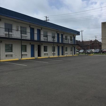 Inn Towne Motel Columbus Kültér fotó