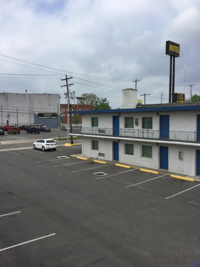 Inn Towne Motel Columbus Kültér fotó