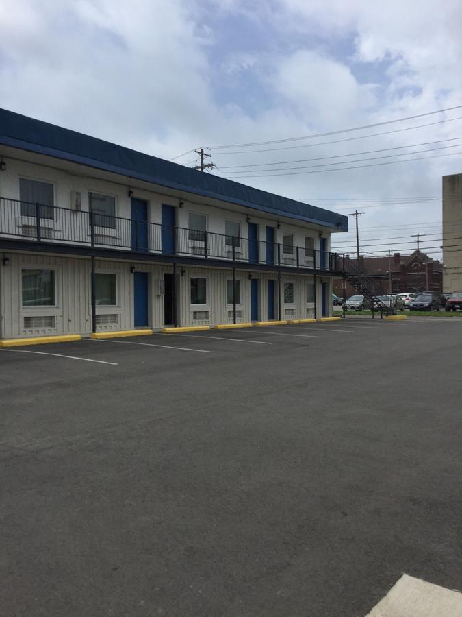 Inn Towne Motel Columbus Kültér fotó